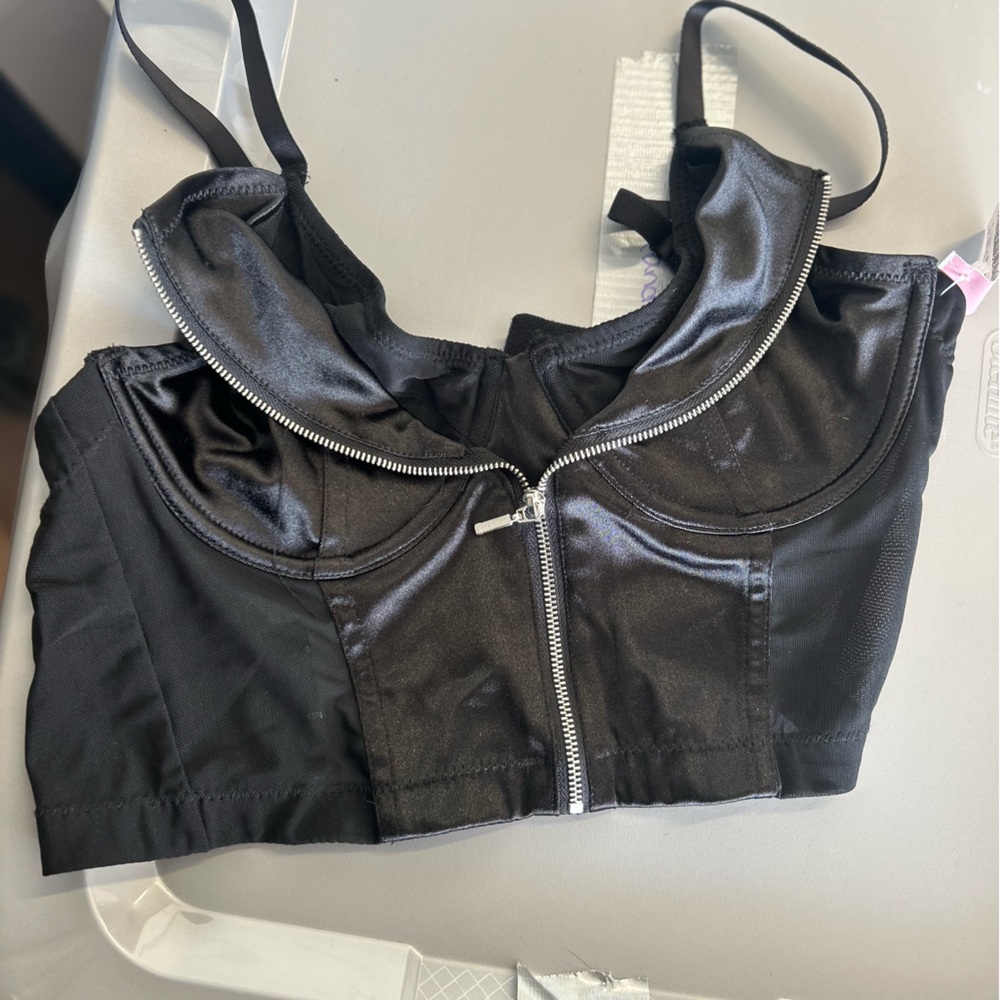 Black Zipper Front Crop Top